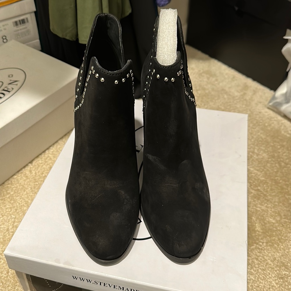 New in box Steve Madden Perla Ankle Boots